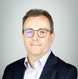 Dr. Bernd Sörries